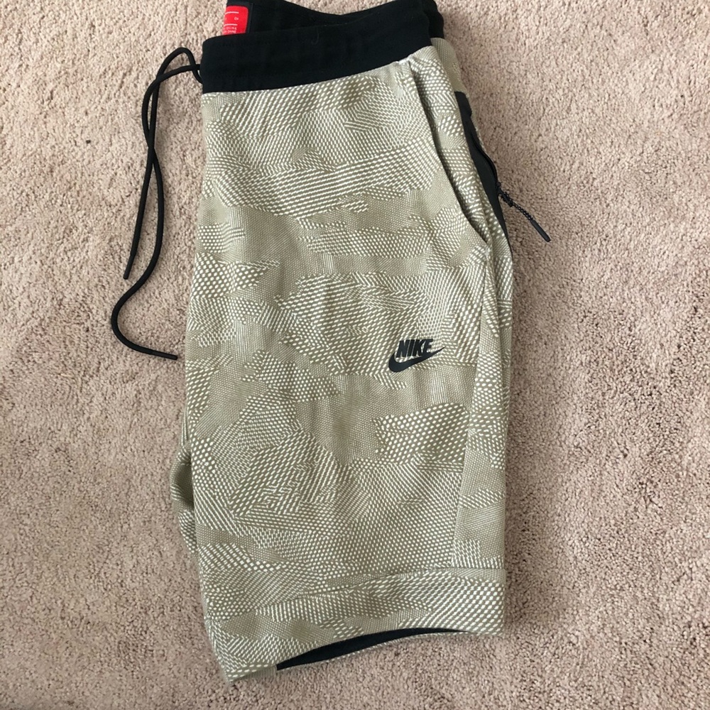 Nike Tech Shorts